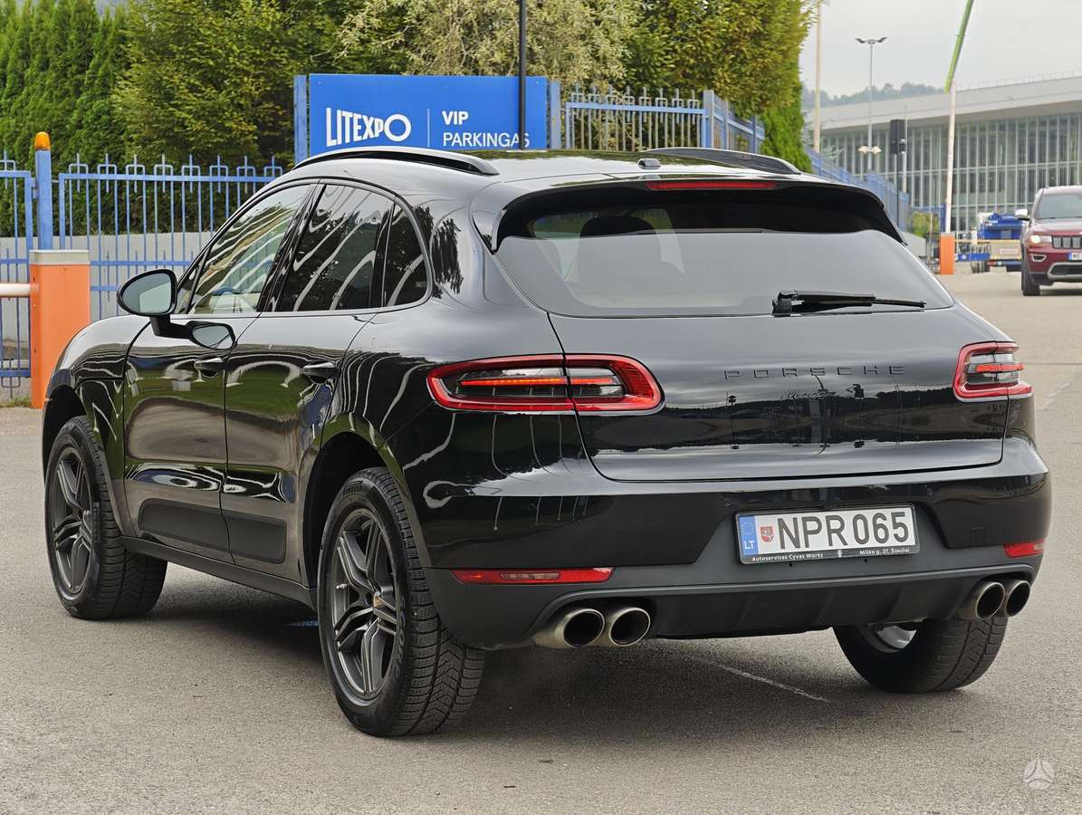 Porsche Macan - 5