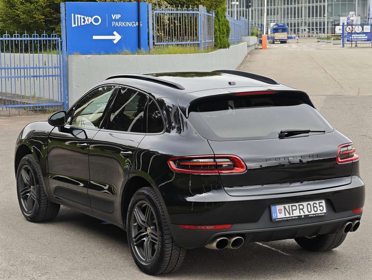 Porsche Macan - 9