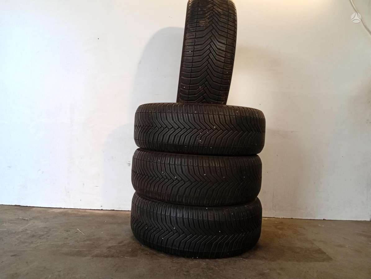 Michelin CROSSCLIMATE, universalios 235/55 R17