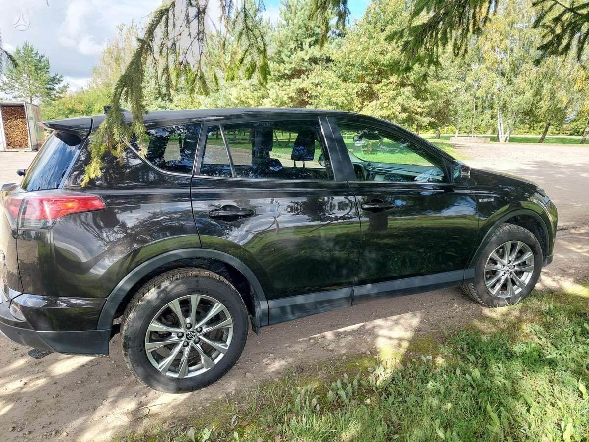 Toyota RAV4 - 3