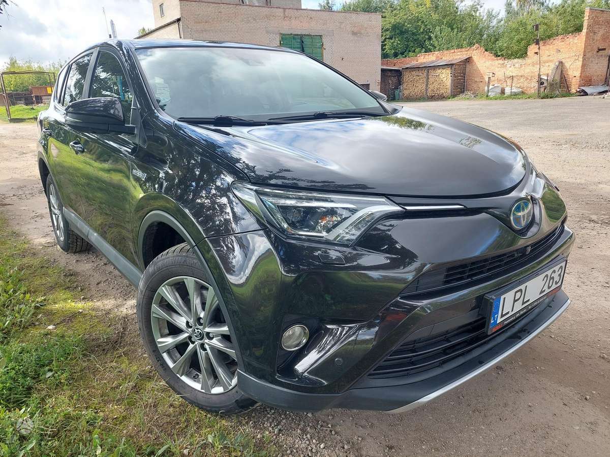 Toyota RAV4 - 5