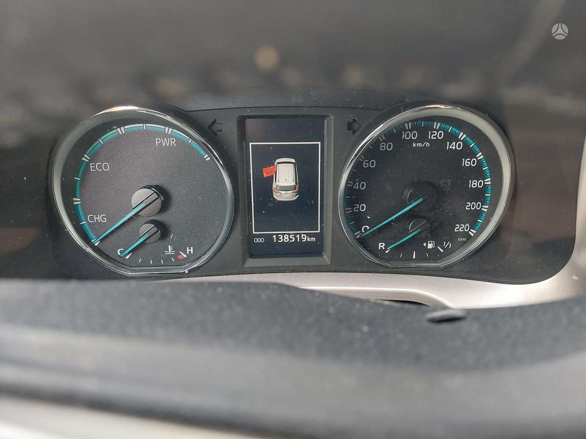 Toyota RAV4 - 9