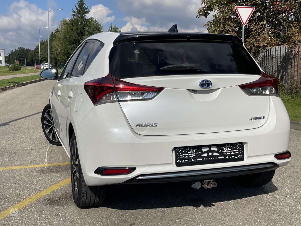 Toyota Auris - 8