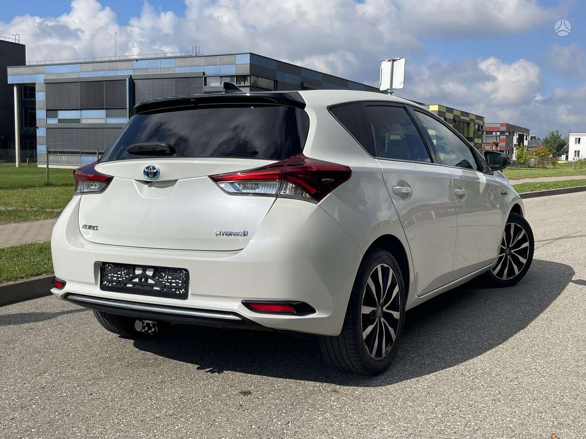 Toyota Auris - 2