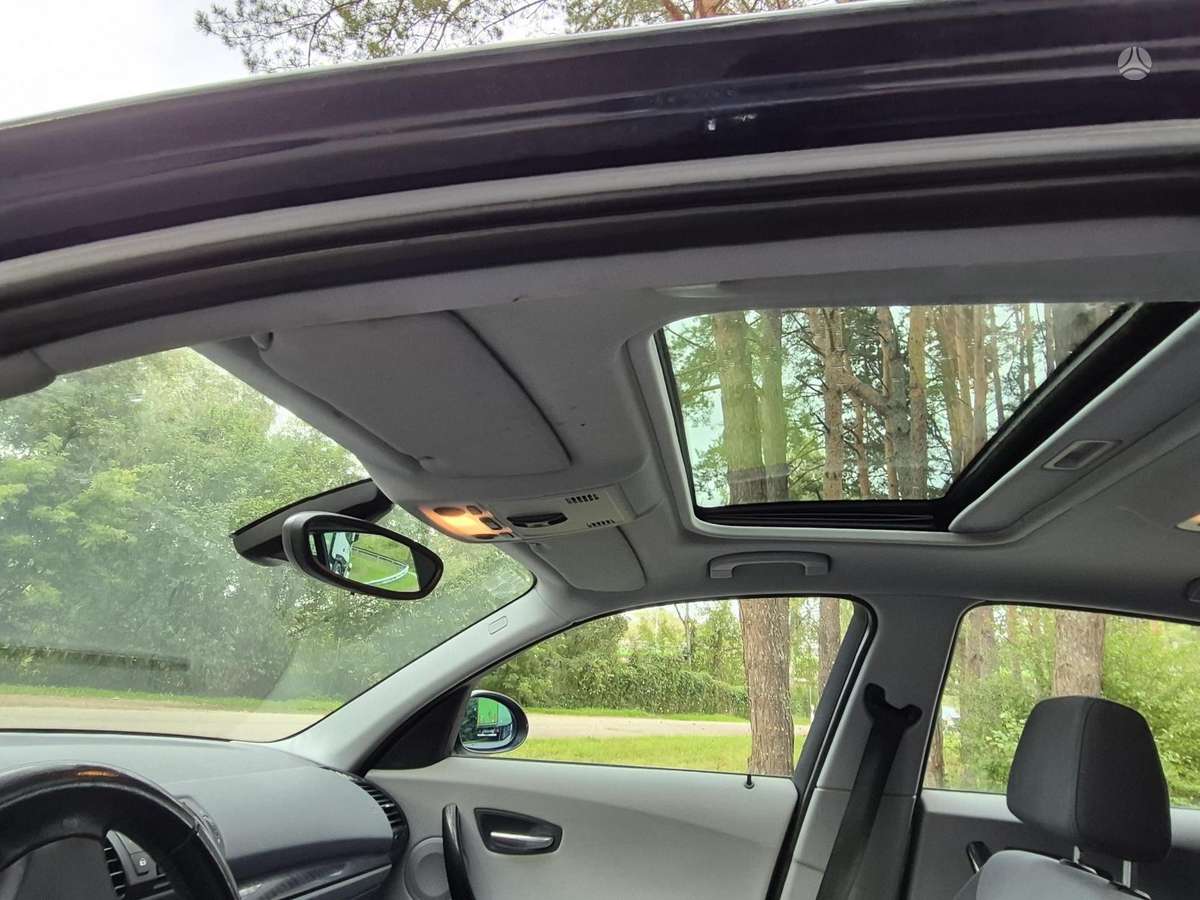 BMW 118, 2.0 l., hatchback