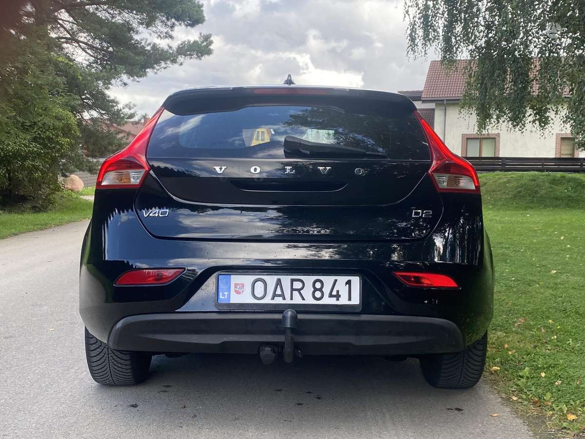 Volvo V40, 2.0 l., Хэтчбек