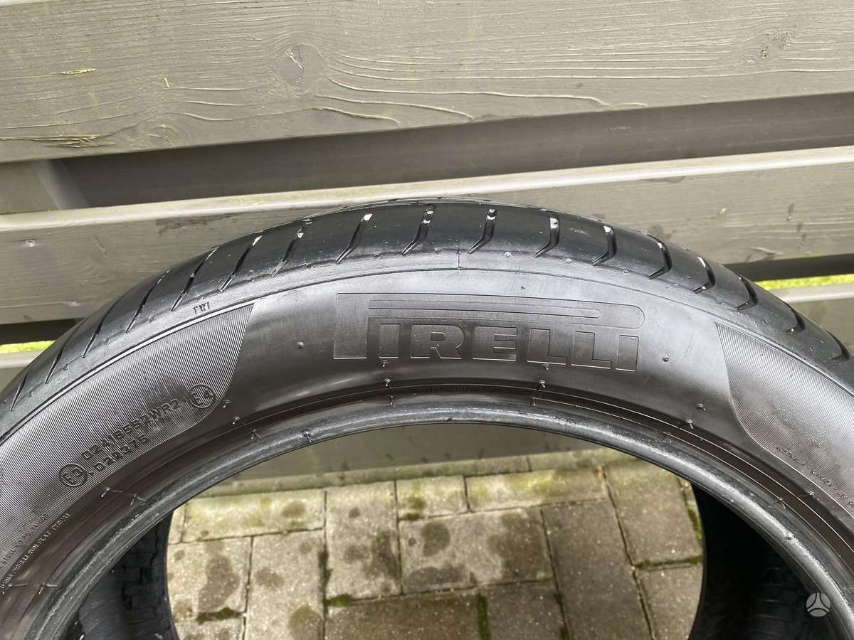 Pirelli P Zero, summer 275/40 R19