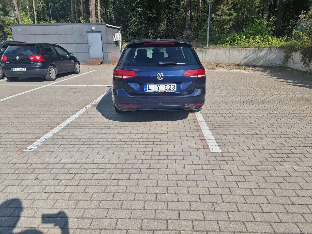 Volkswagen Passat - 5