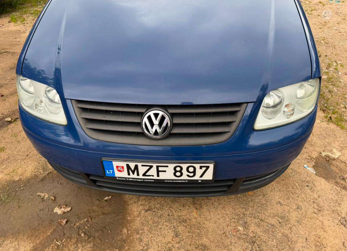 Volkswagen Touran - 2