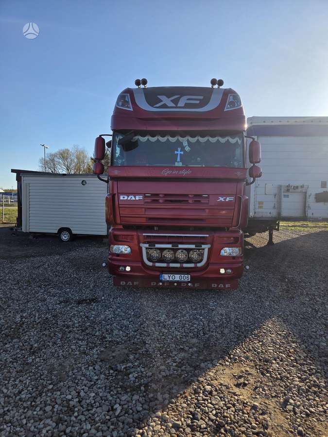 DAF 105, 2 miegamosios vietos