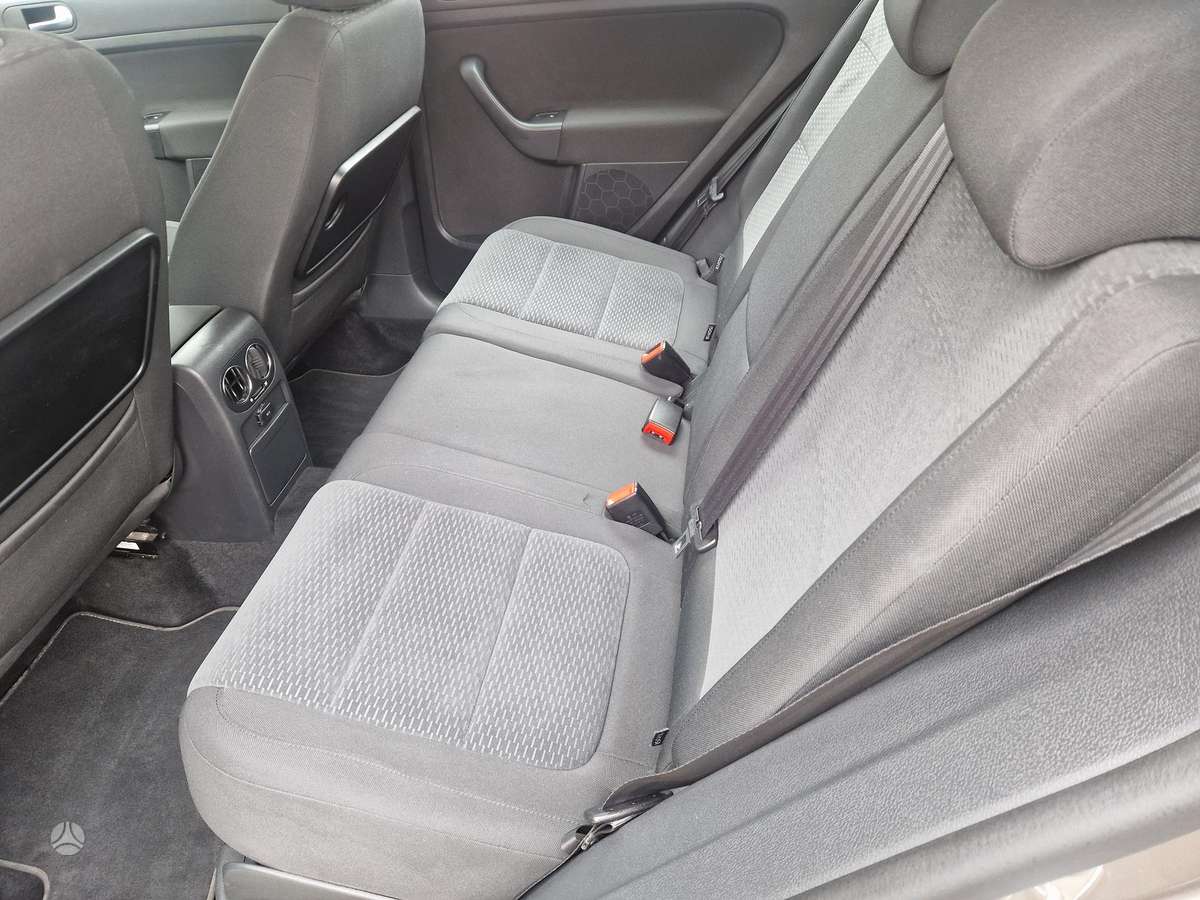 Volkswagen Golf Plus - 6