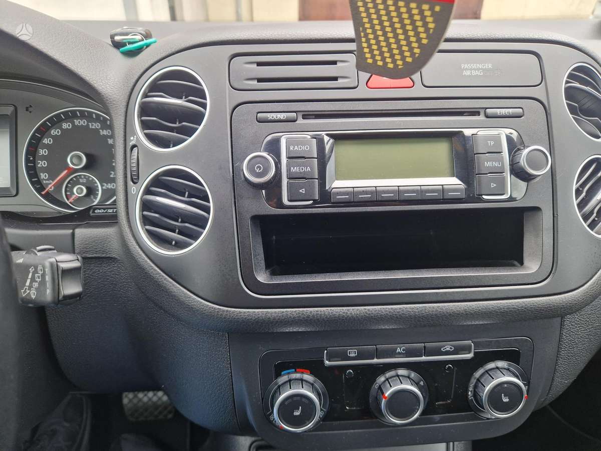 Volkswagen Golf Plus - 8