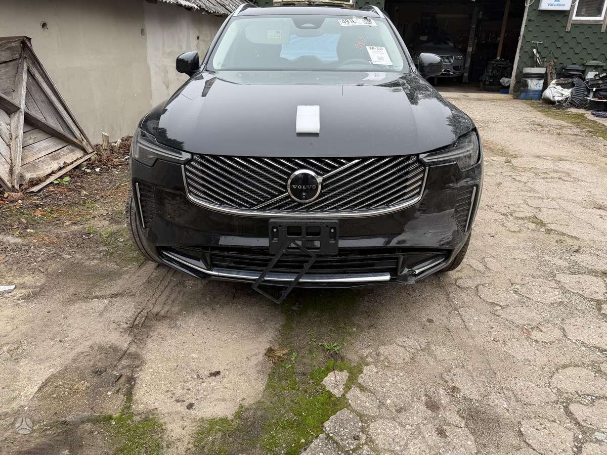 Volvo XC90 - 6