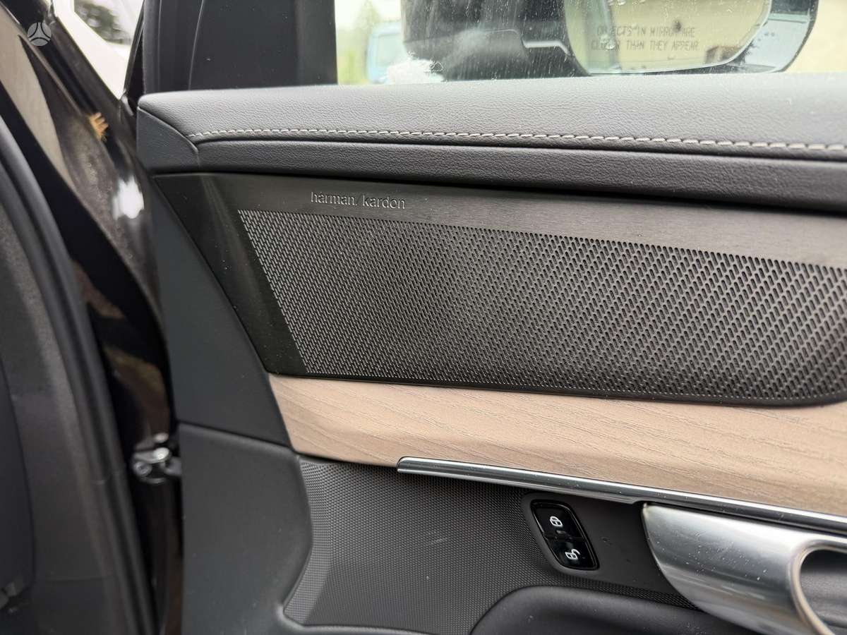 Volvo XC90 - 8