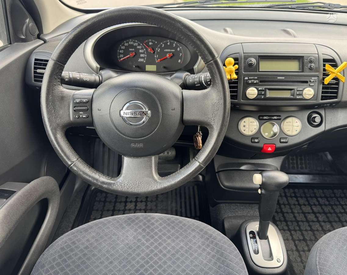 Nissan Micra, 1.2 l., hatchback
