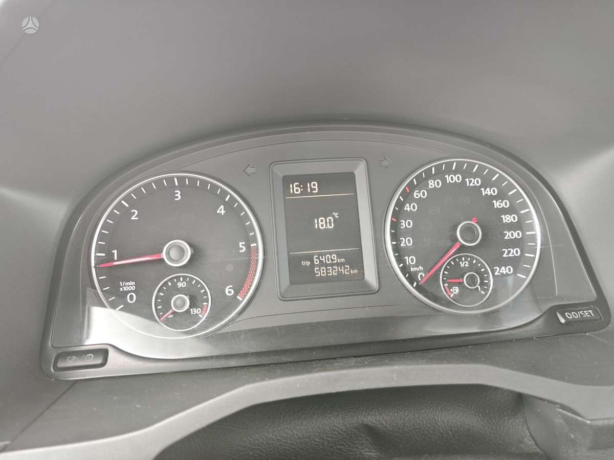 Volkswagen Caddy - 12