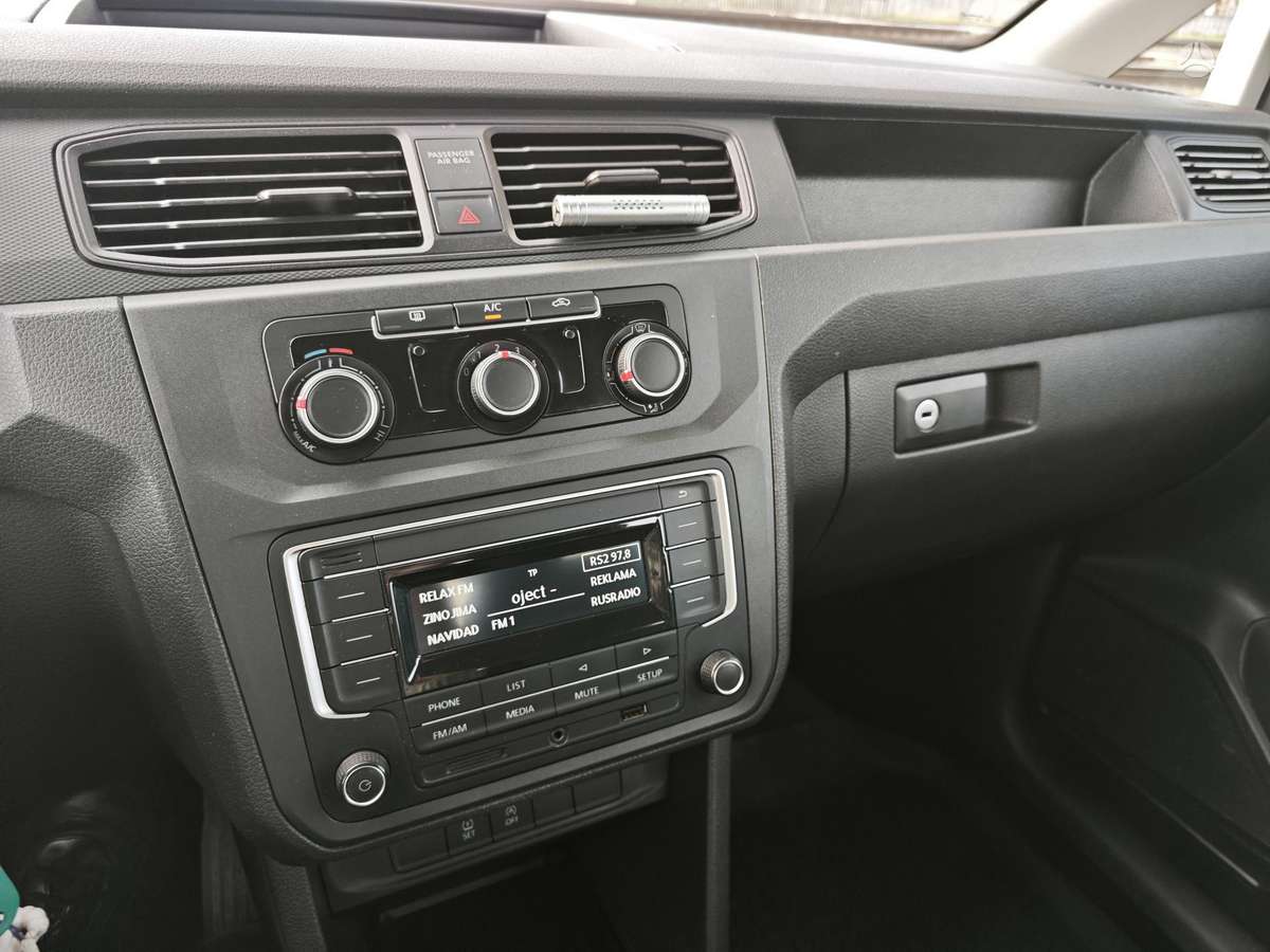 Volkswagen Caddy - 11