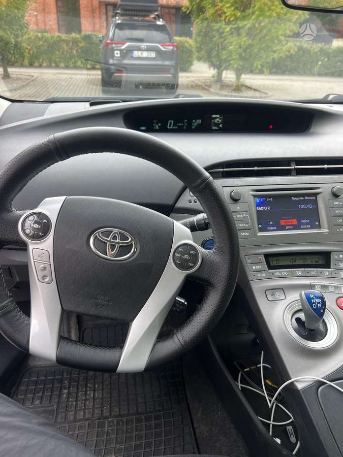 Toyota Prius - 1