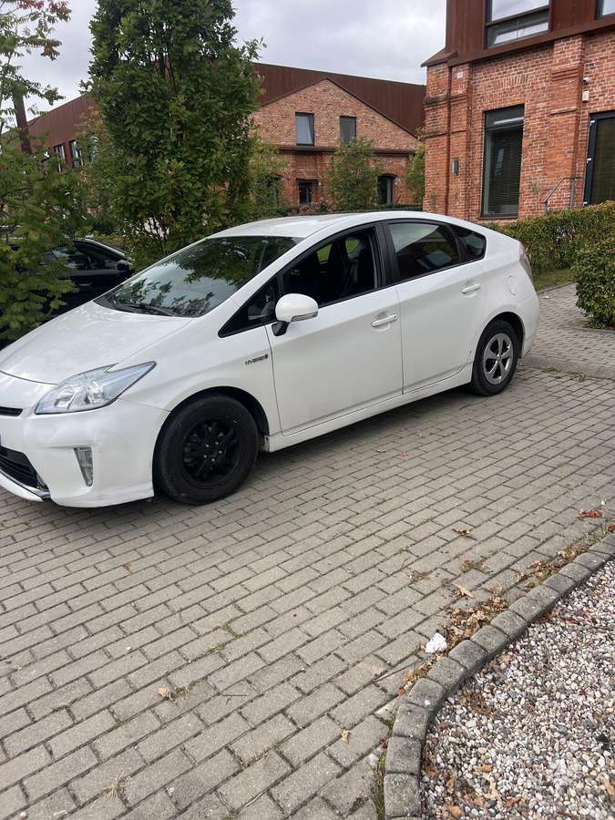 Toyota Prius - 2