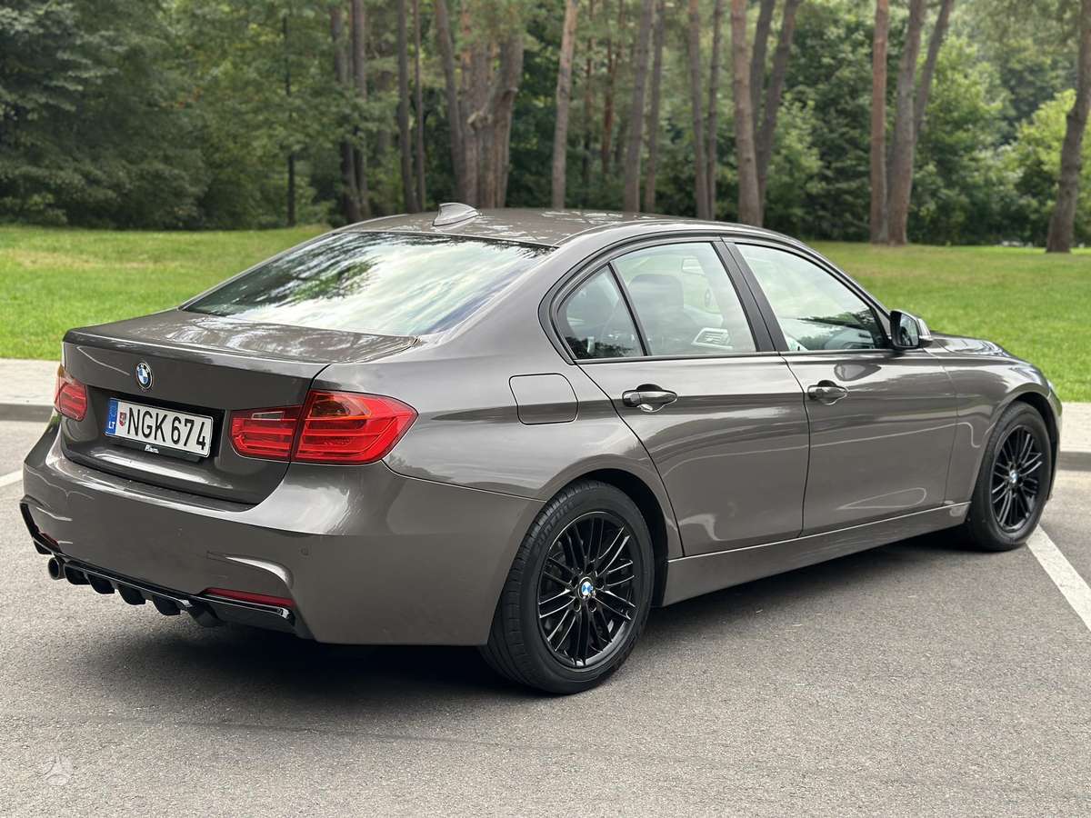 BMW 320, 2.0 l., Седан