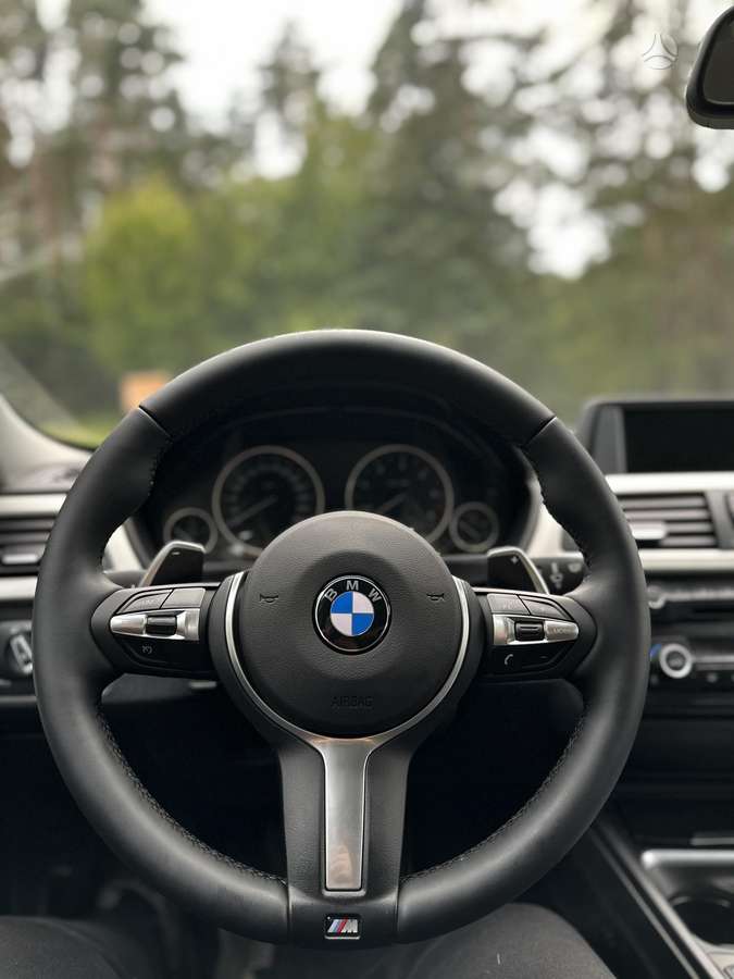 BMW 320, 2.0 l., Седан