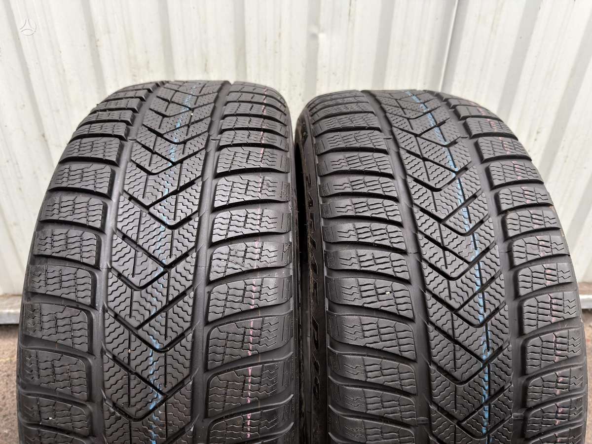 Pirelli Sottozero 3, winter 245/45 R19