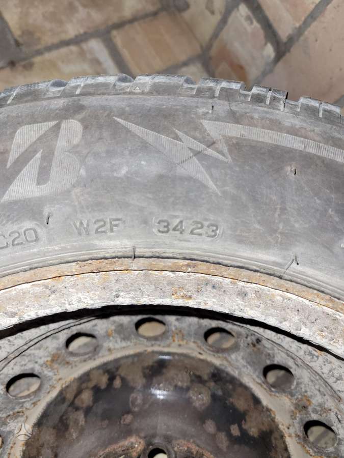 Bridgestone Lm005, winter 205/60 R16