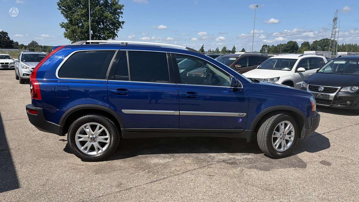 Volvo XC90 - 2