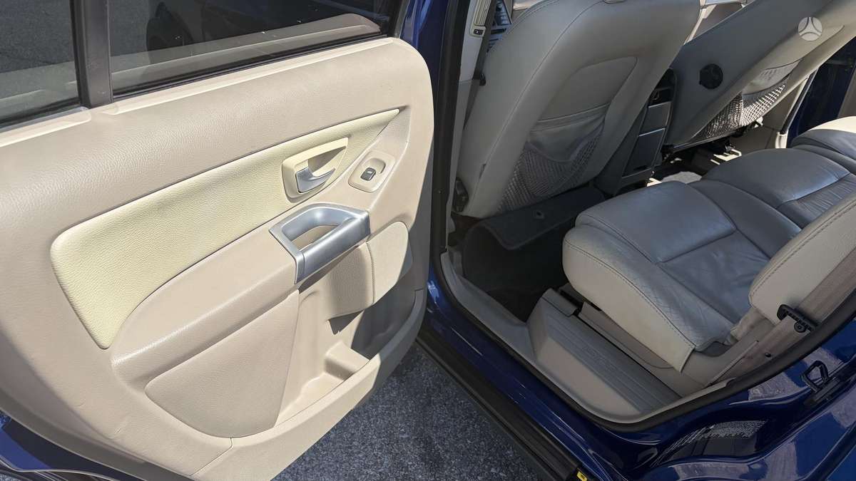 Volvo XC90, 2.4 l., Минивэн