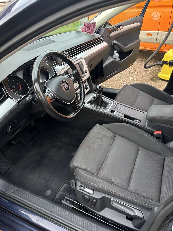 Volkswagen Passat, 2.0 l., Универсал