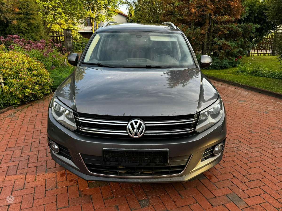 Volkswagen Tiguan - 2