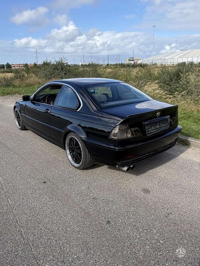 BMW 323, 2.5 l., coupe