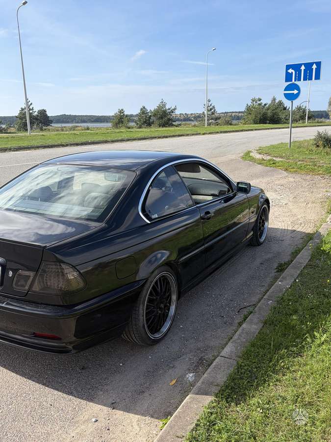 BMW 323, 2.5 l., coupe