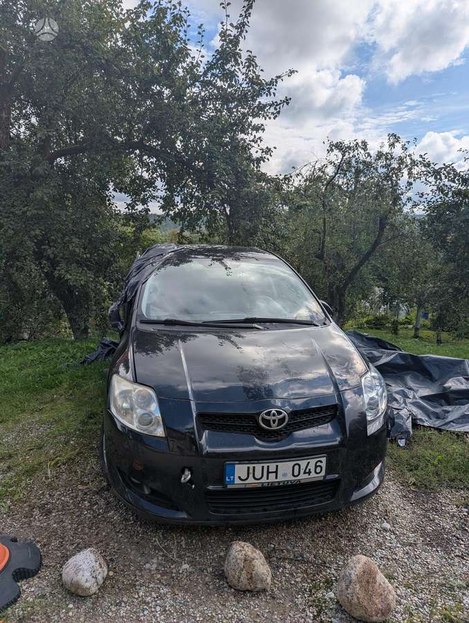 Toyota Auris, 2.0 l., hatchback