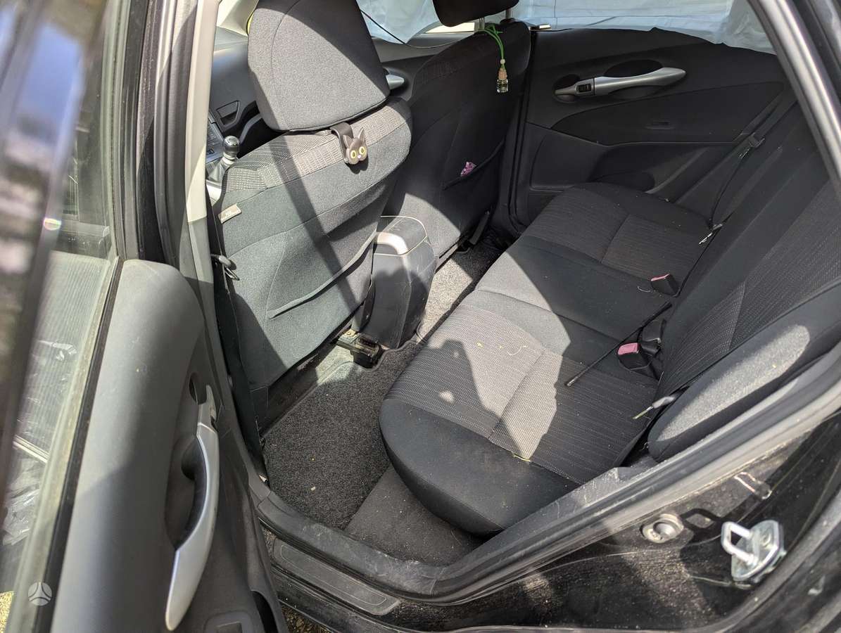 Toyota Auris - 5