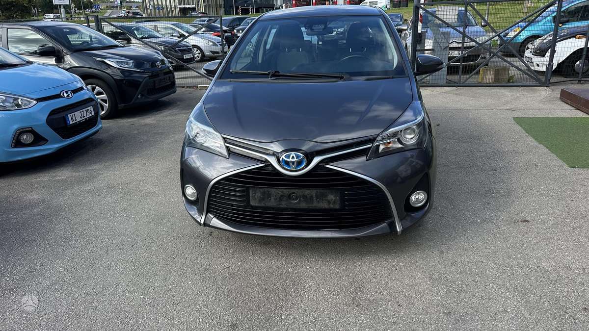 Toyota Yaris - 6