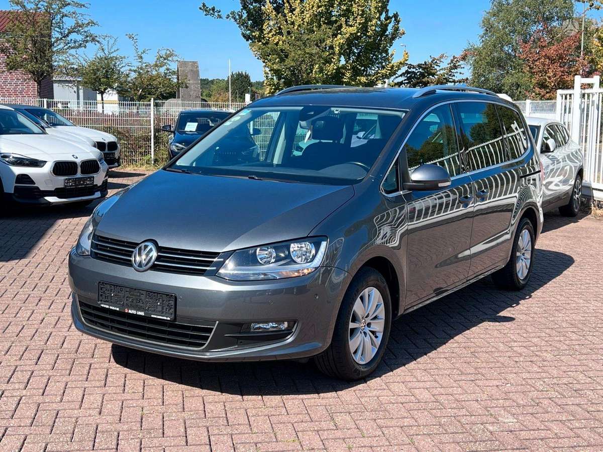 Volkswagen Sharan - 1