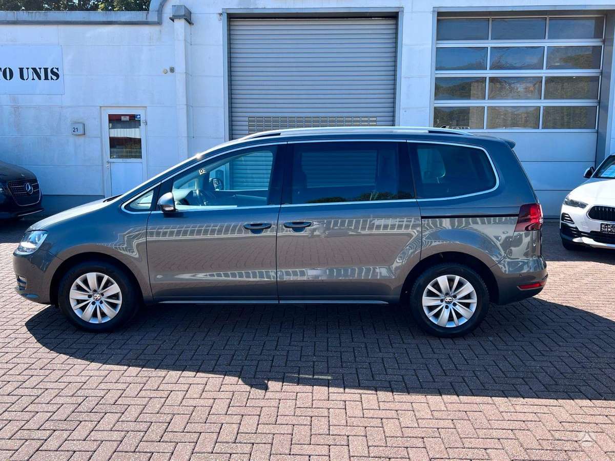 Volkswagen Sharan - 8