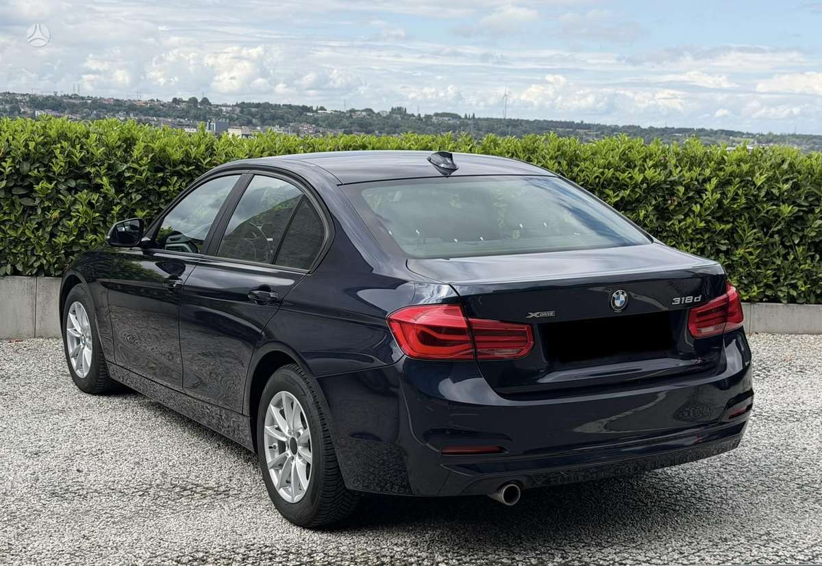 BMW 318, 2.0 l., Седан
