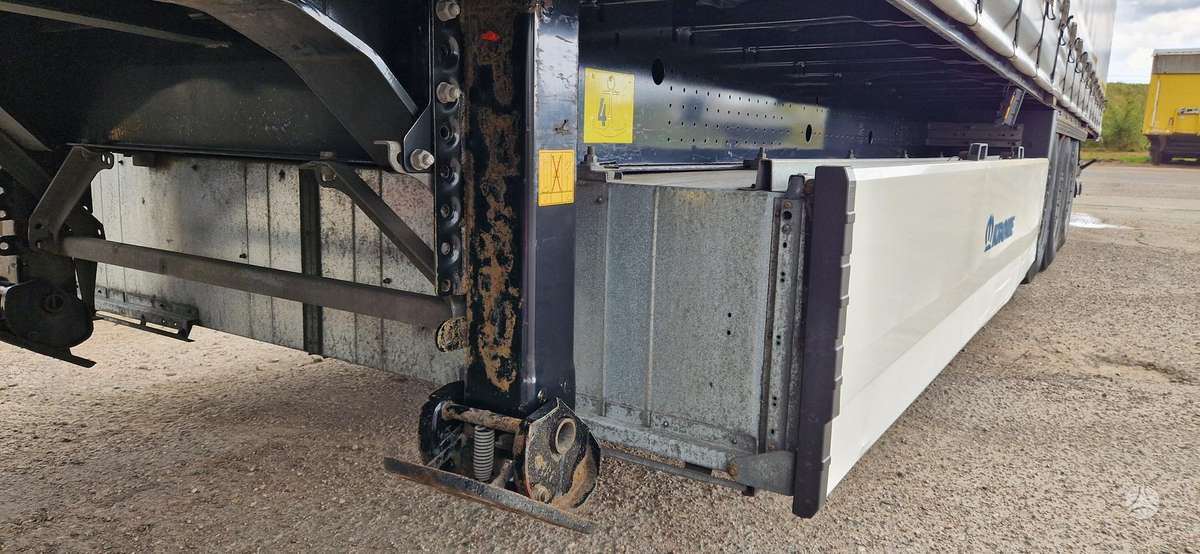 Krone, curtain / tarpaulin