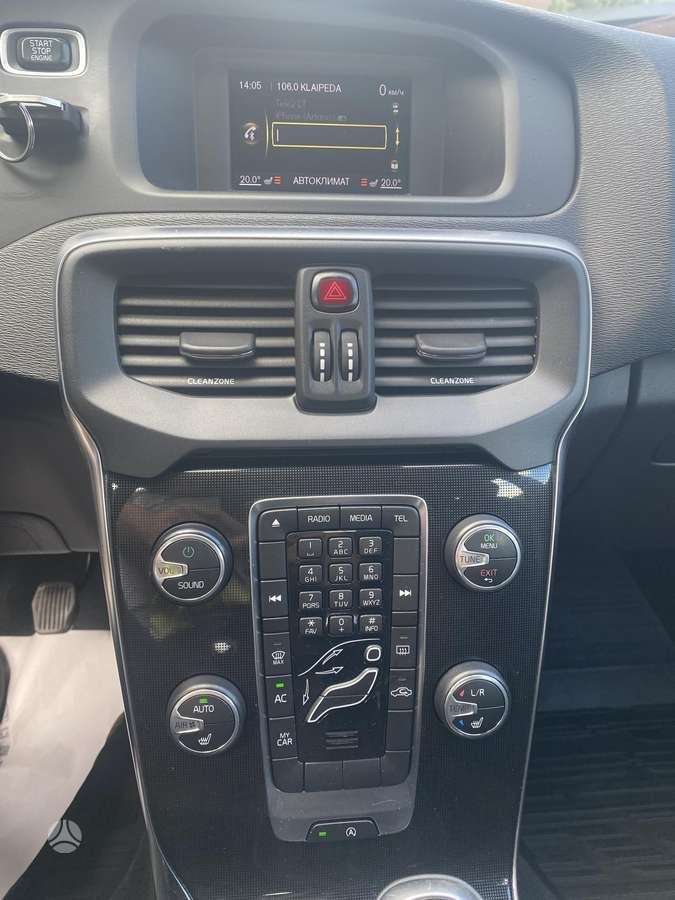 Volvo V40, 2.0 l., hatchback