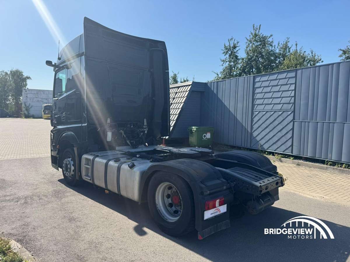 Mercedes-Benz Actros 1845, double sleeper