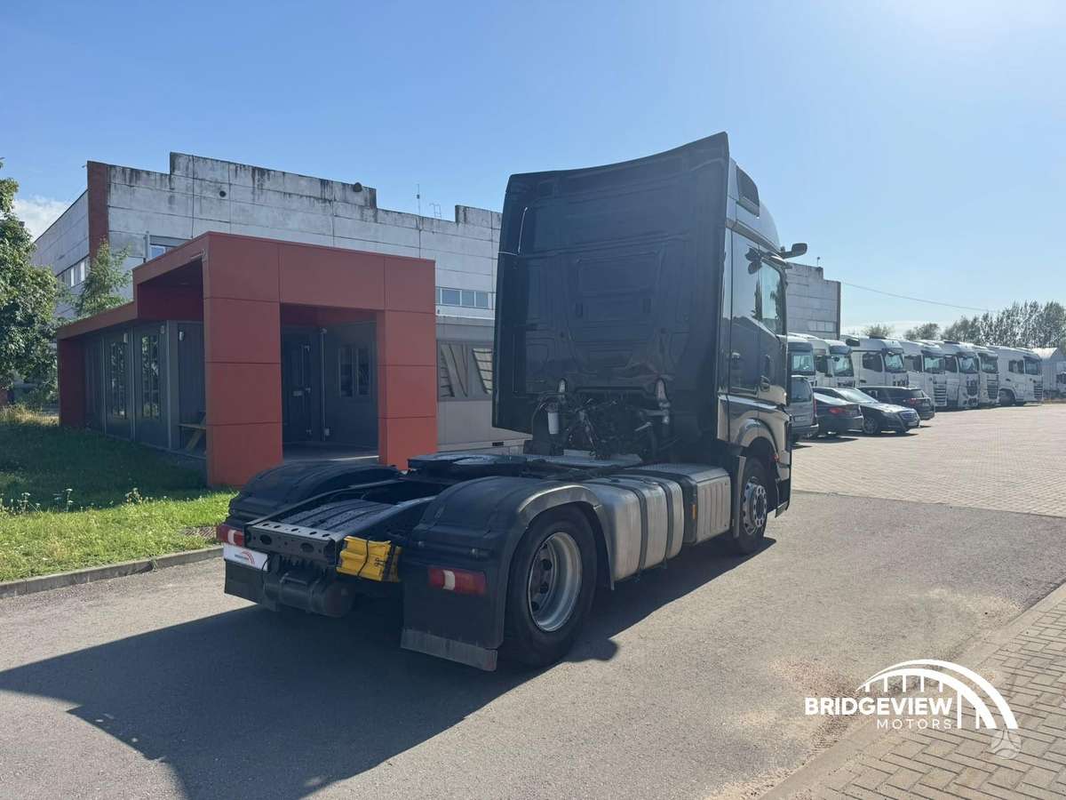 Mercedes-Benz Actros 1845, double sleeper
