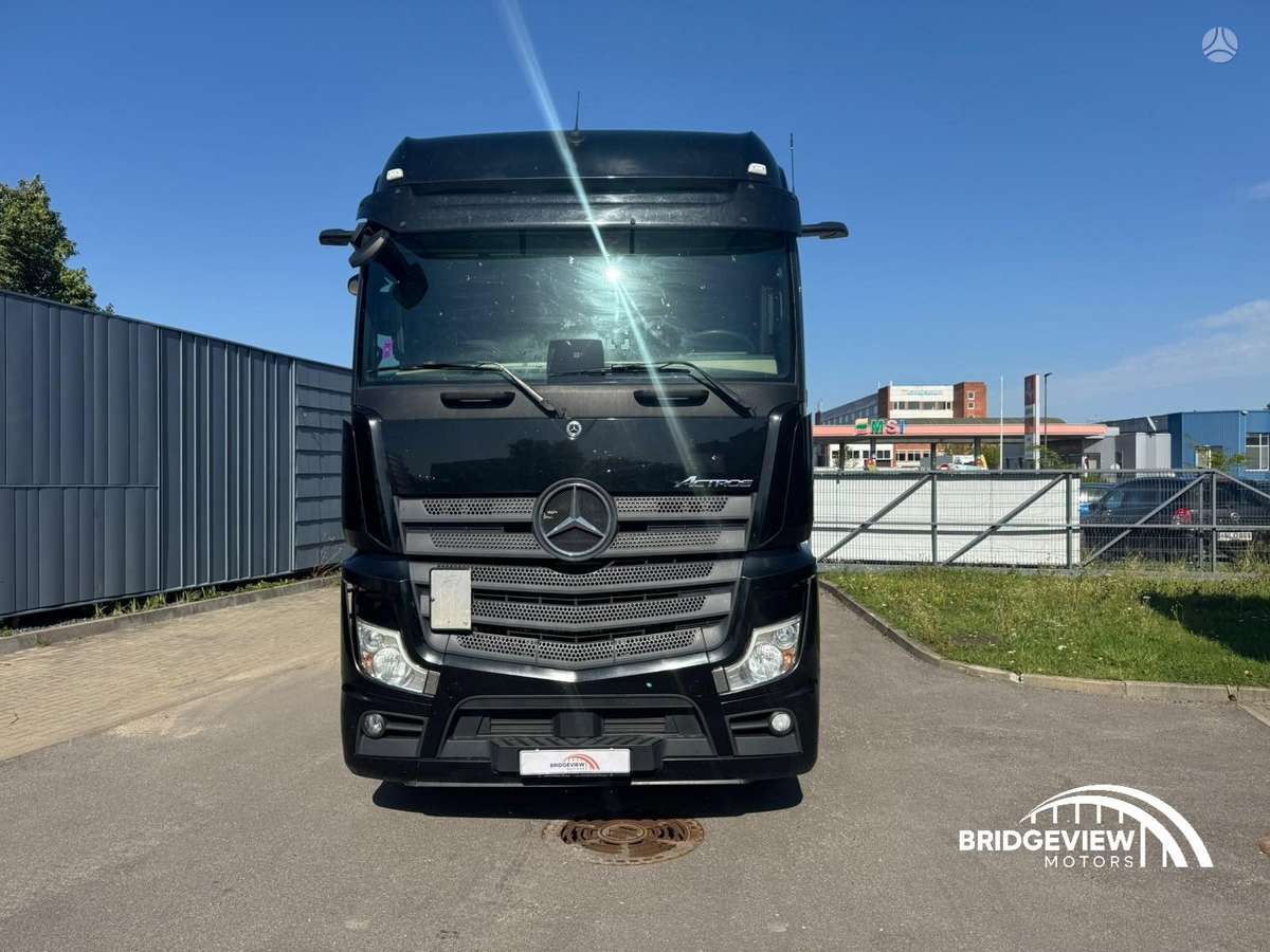 Mercedes-Benz Actros 1845, double sleeper