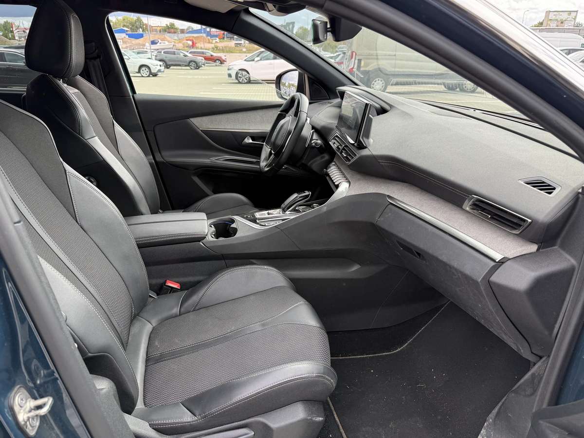 Peugeot 5008 - 5