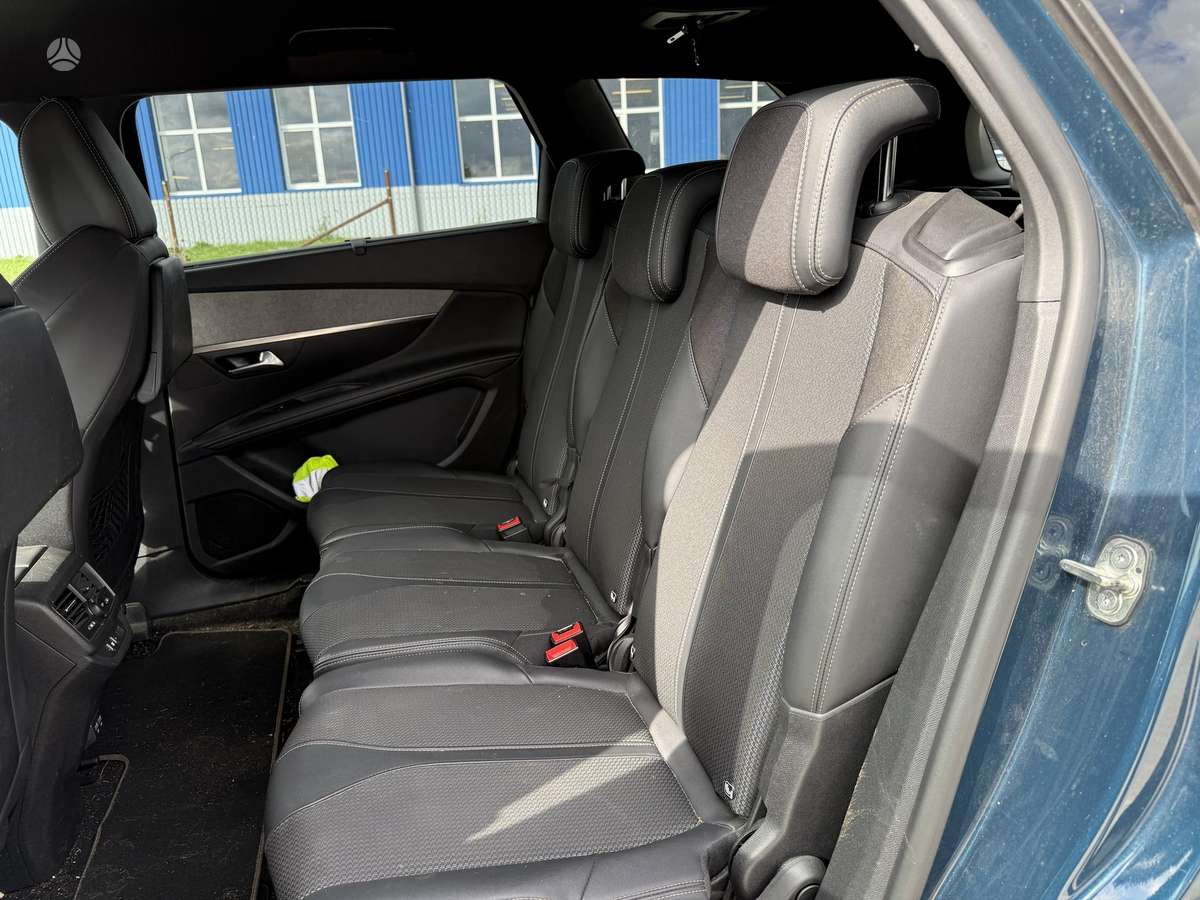 Peugeot 5008 - 11