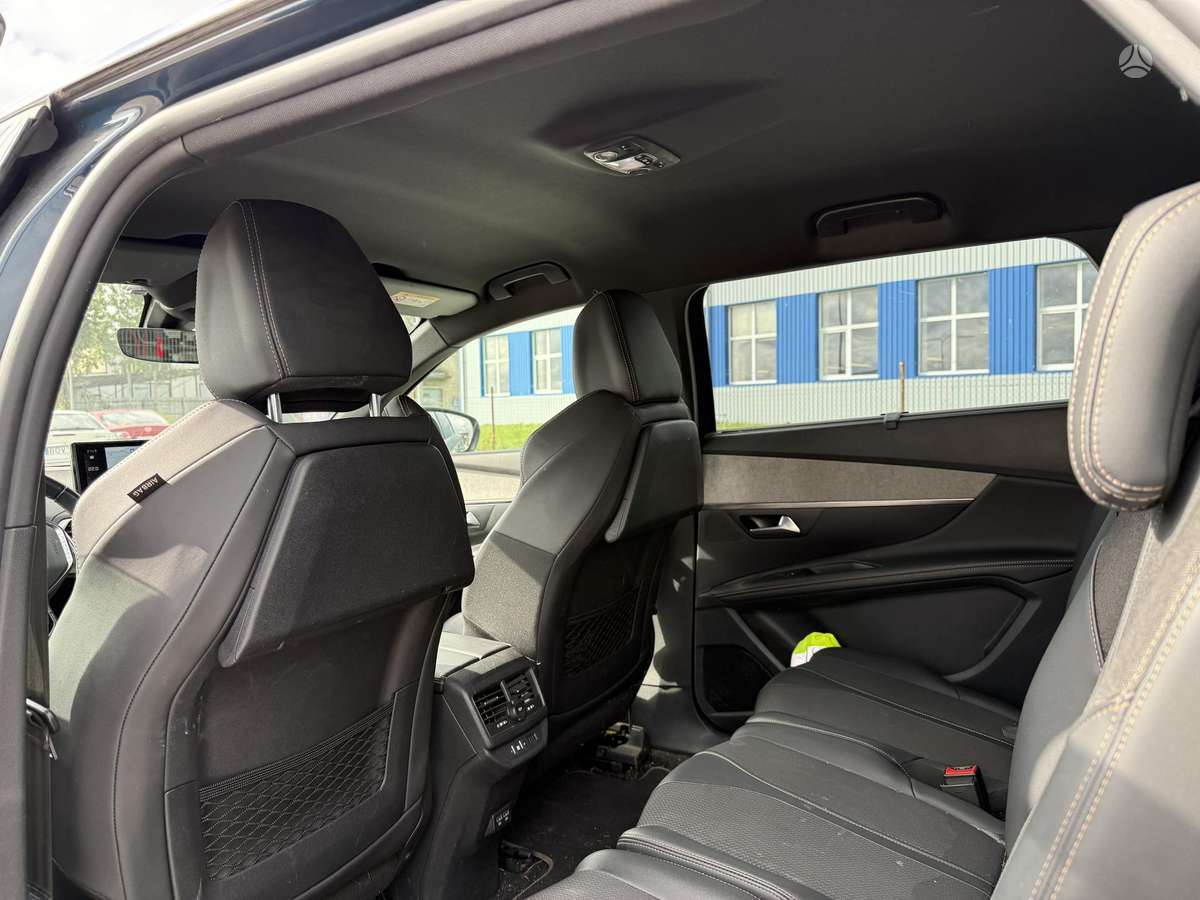 Peugeot 5008 - 12