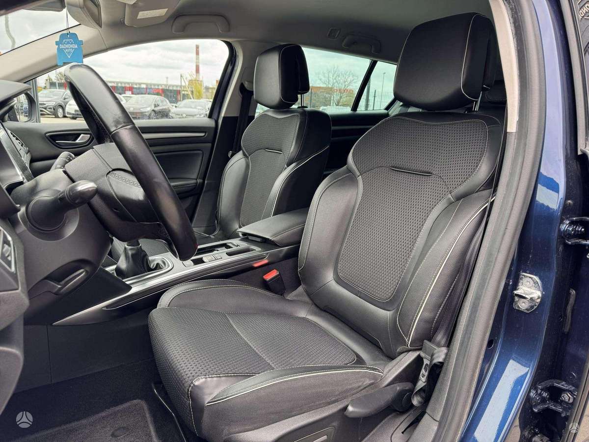 Renault Megane - 9