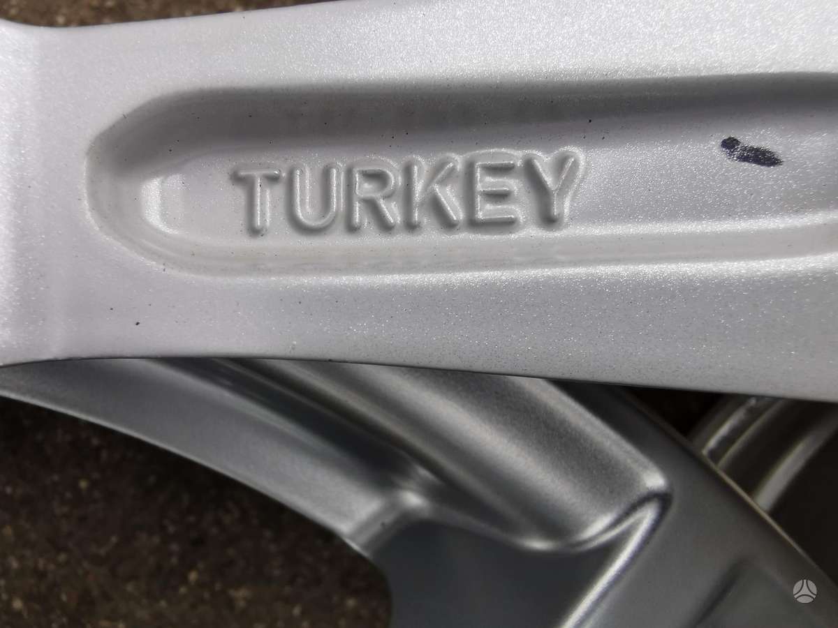 Audi A4  /  A5  /  A6, lengvojo lydinio, R17