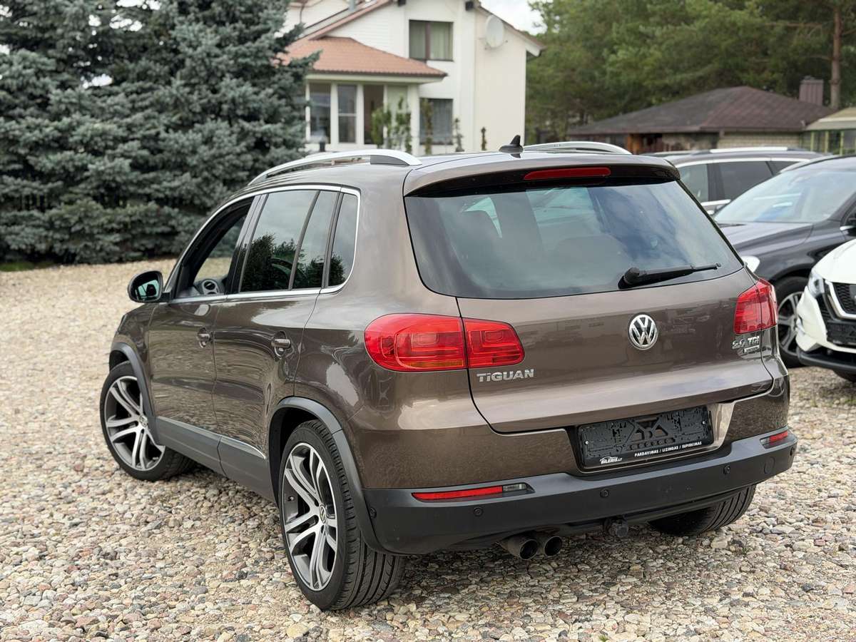 Volkswagen Tiguan - 3